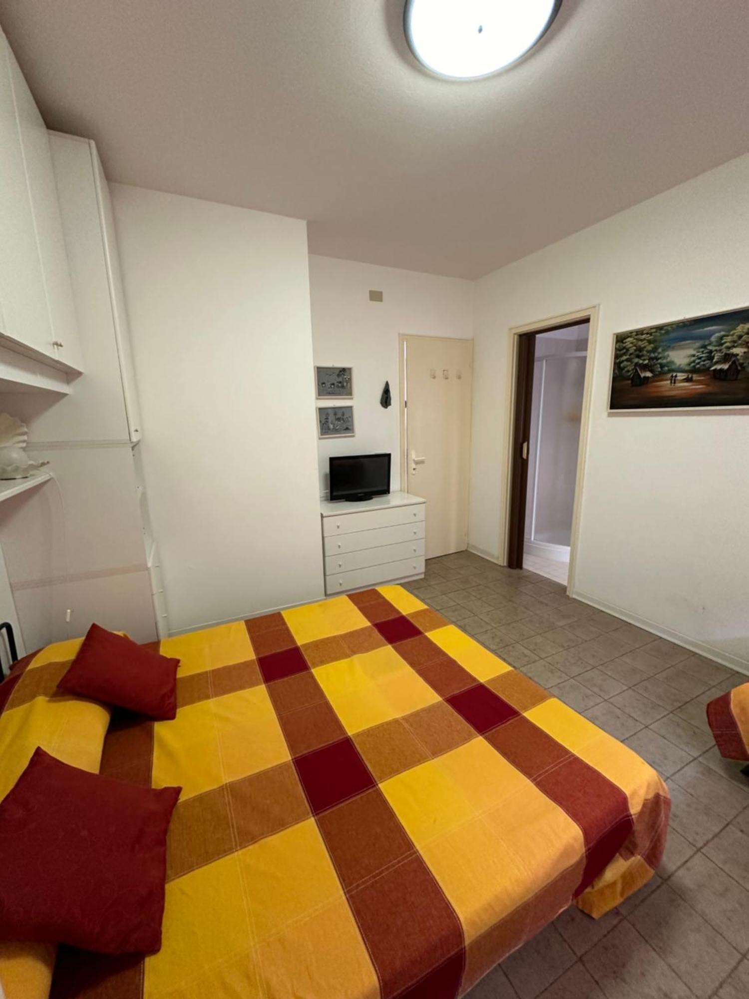 Verdi Apartment Lignano Sabbiadoro Luaran gambar