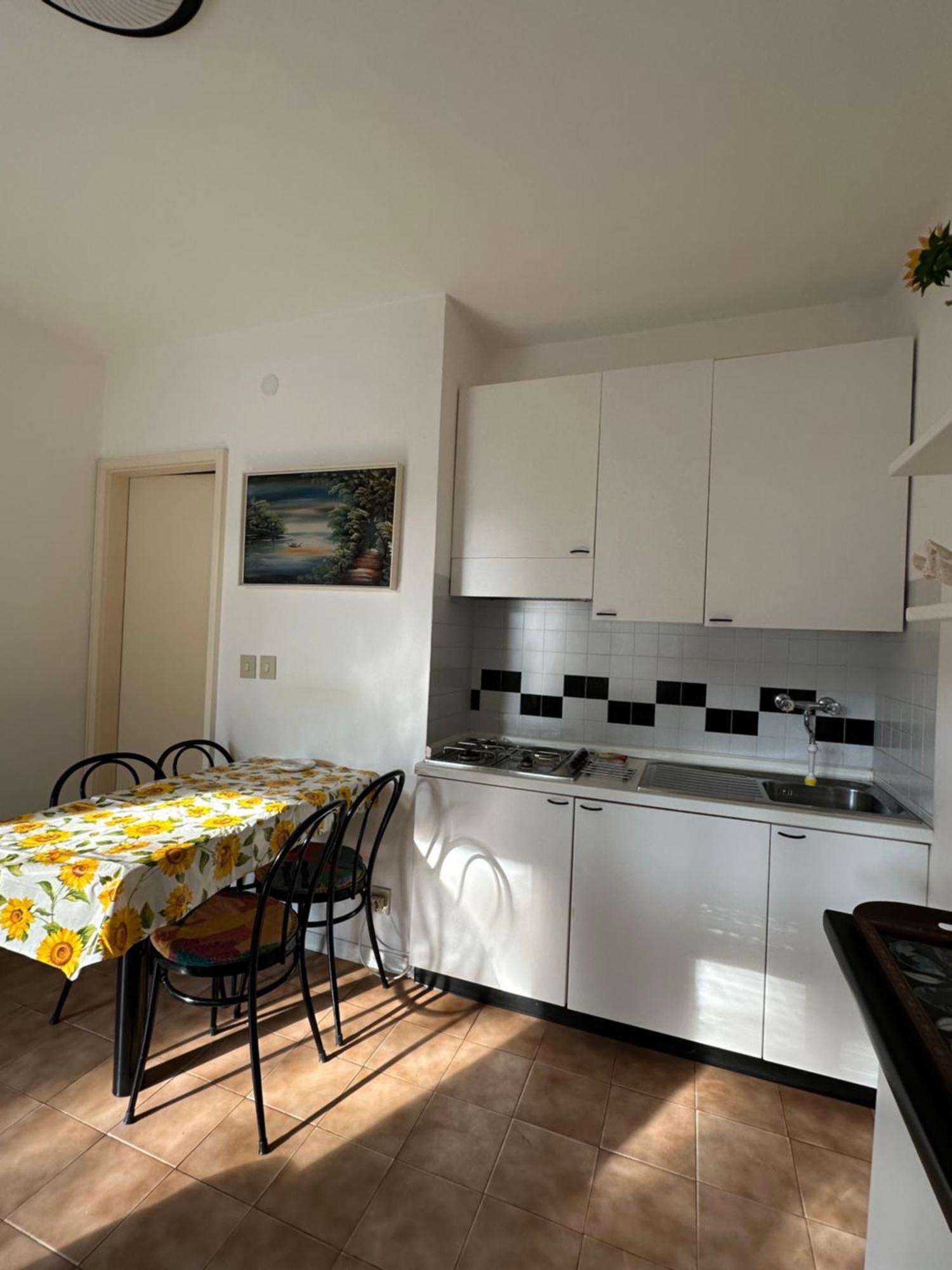 Verdi Apartment Lignano Sabbiadoro Luaran gambar
